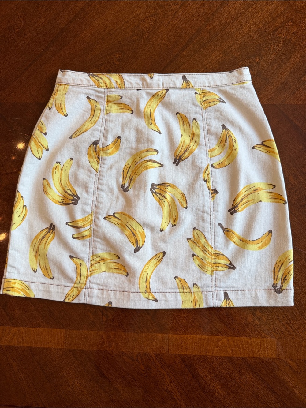 Cooperative White Mini Skirt with Yellow Banana Print - Picture 2 of 9